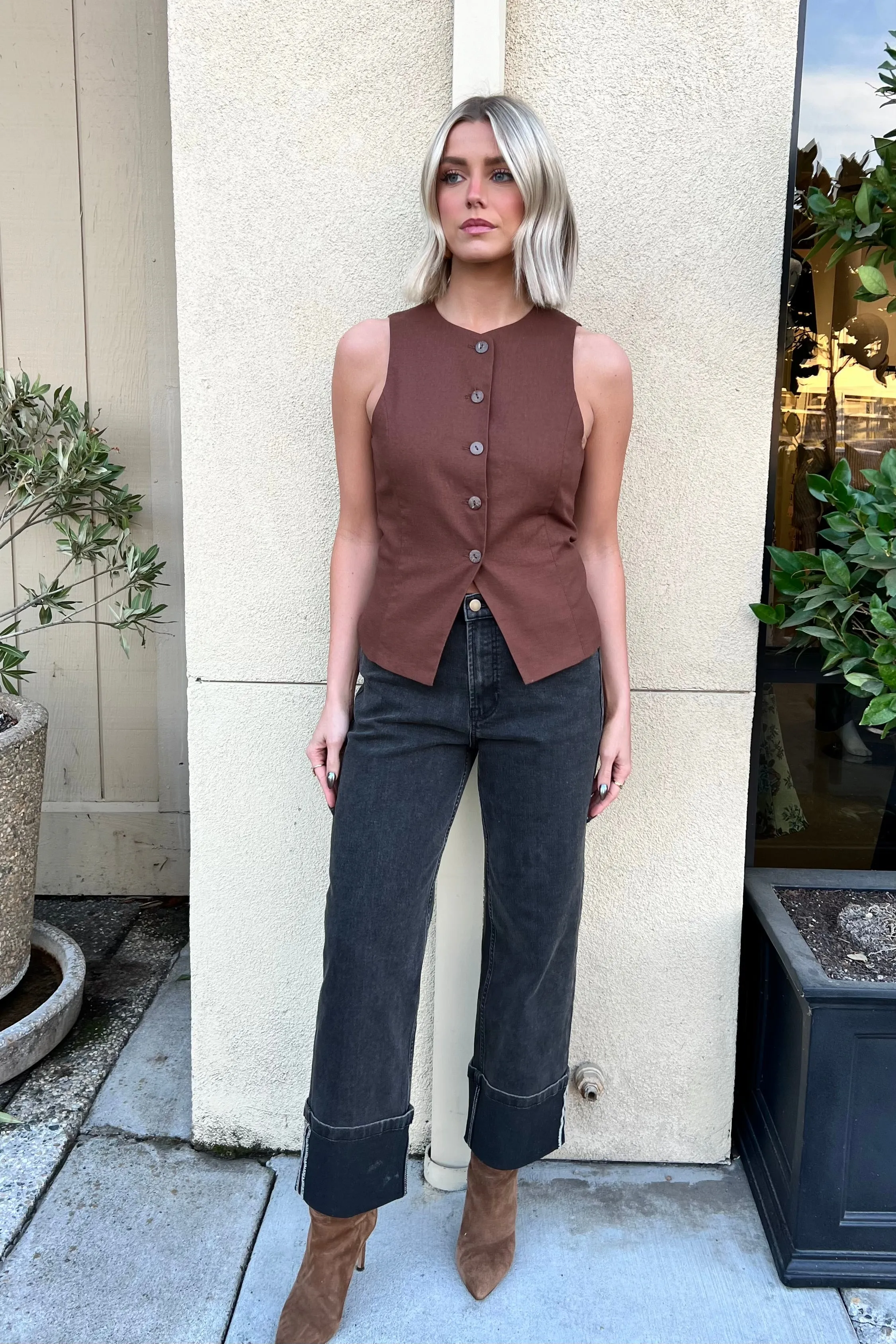 DALLON BROWN VEST