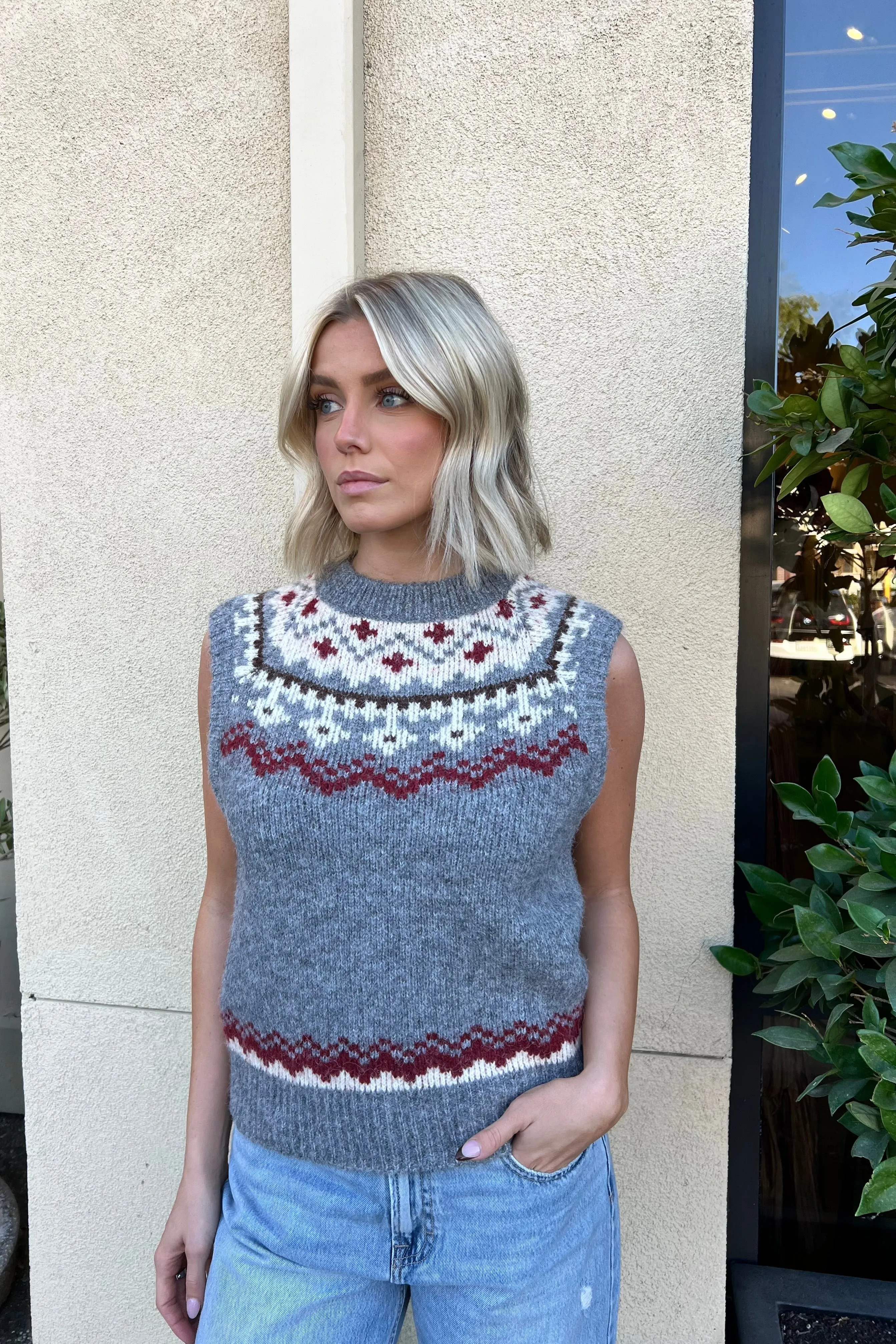 HOLLYS GREY FAIR ISLE VEST