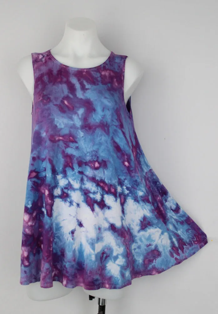 Sleeveless tunic size Small - Lavender Garden crinkle