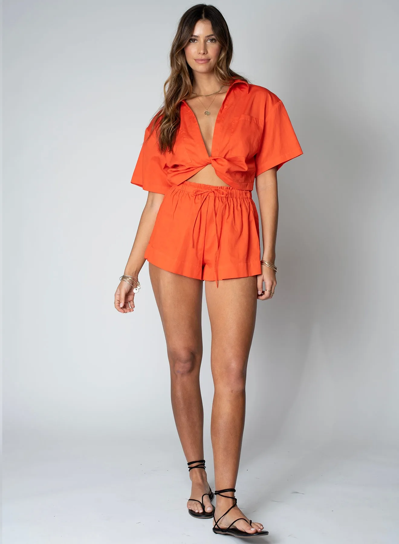 Stillwater Knot Front Short Sleeve Shirt in Poppy