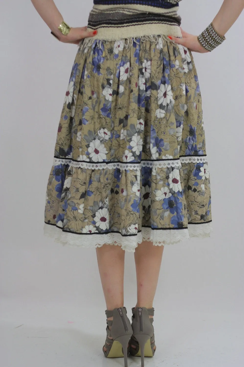 Tiered floral skirt boho hippie knee length