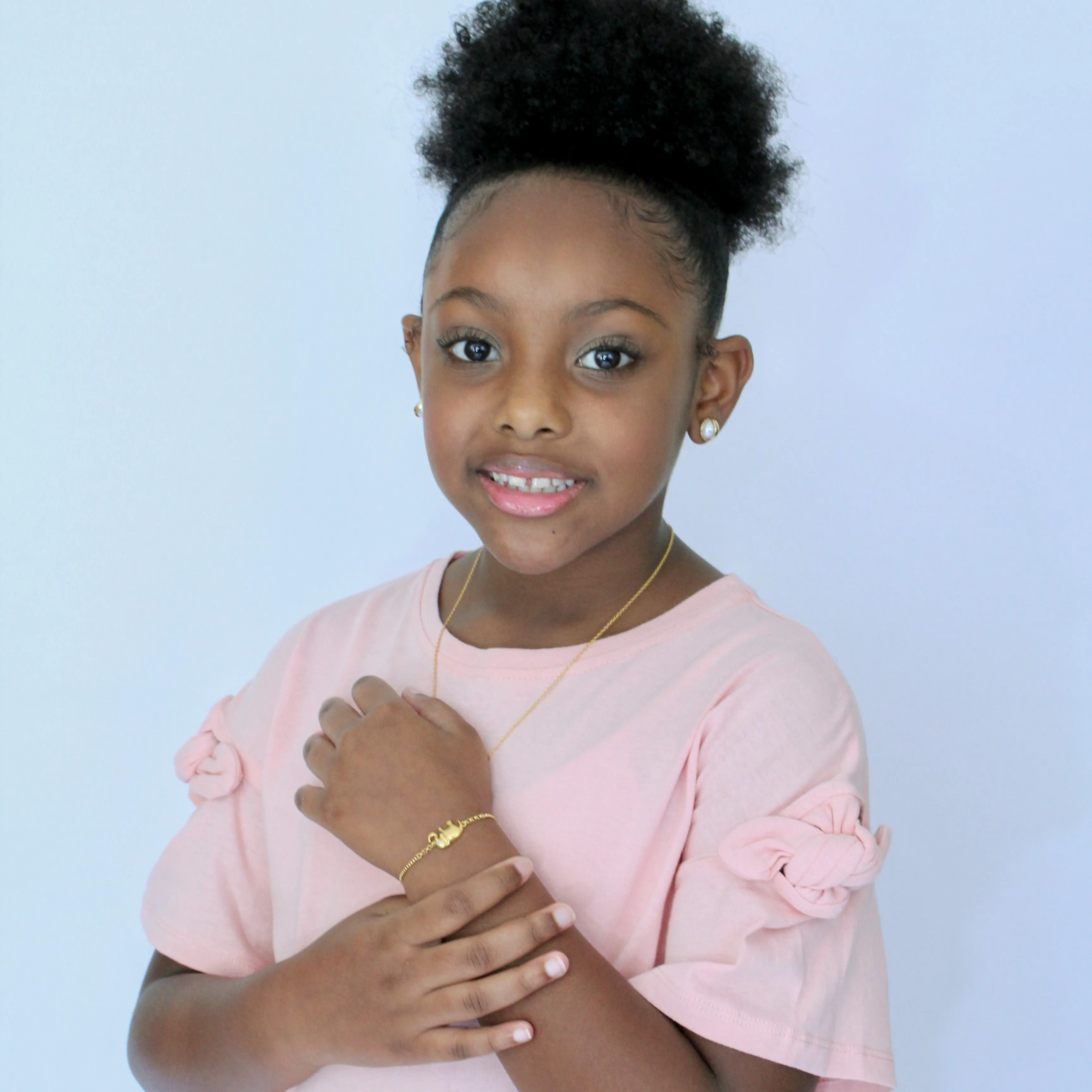 Y-Knot Rae Fancy Bow Sleeve Tee in Light Pink